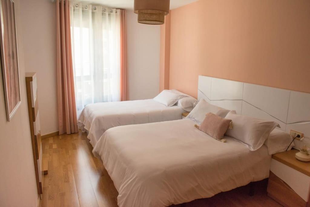 Alojamiento Yasa Sarria Exterior foto